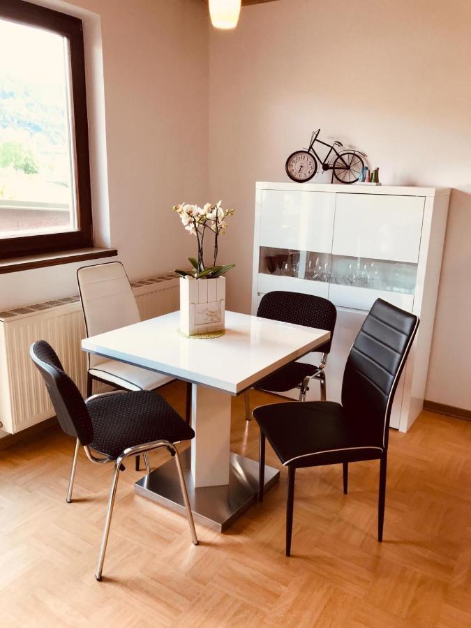 Ferienwohnung Resi mit traumhaftem Seepanorama Steindorf am Ossiacher See Exterior foto